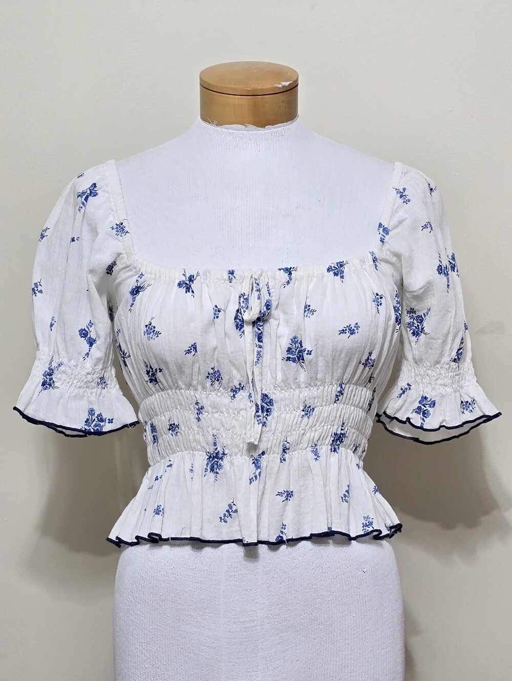 Y2K H&M Floral Top Blouse Sz XS Cotton Cottage Prairie Milkmaid Boho Rushed